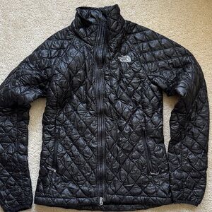 The North Face Women's Black Quilted Puffer Coat